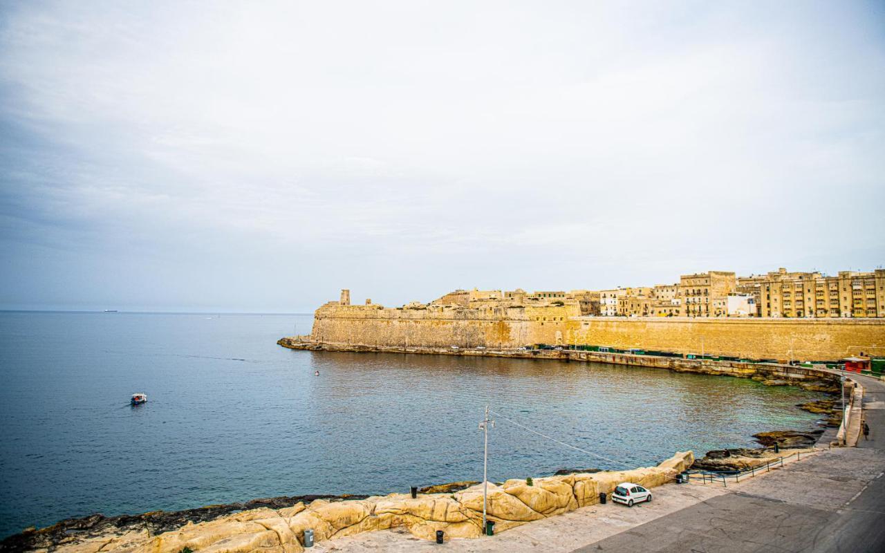 Moon Stone Apartment Valletta Ngoại thất bức ảnh