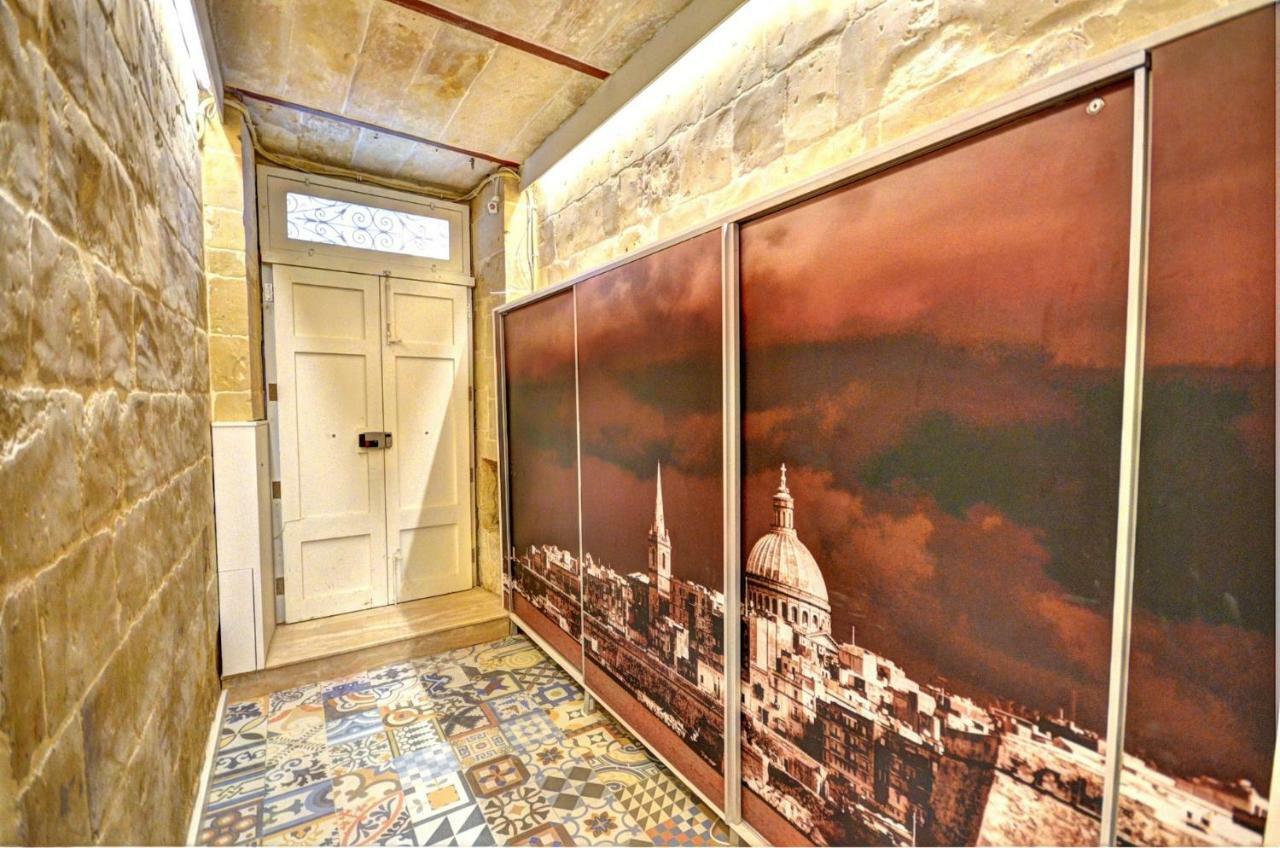 Moon Stone Apartment Valletta Ngoại thất bức ảnh