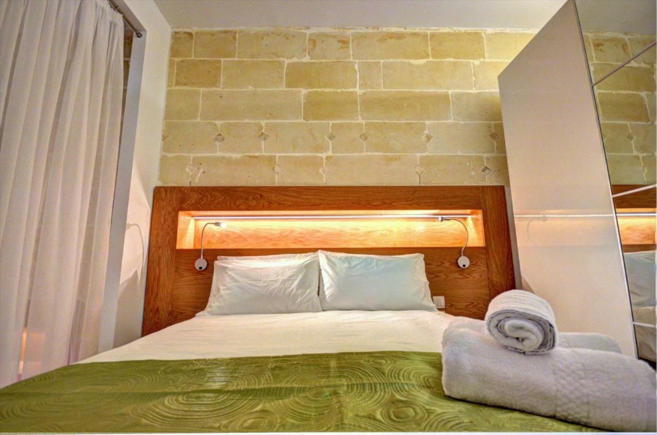 Moon Stone Apartment Valletta Ngoại thất bức ảnh