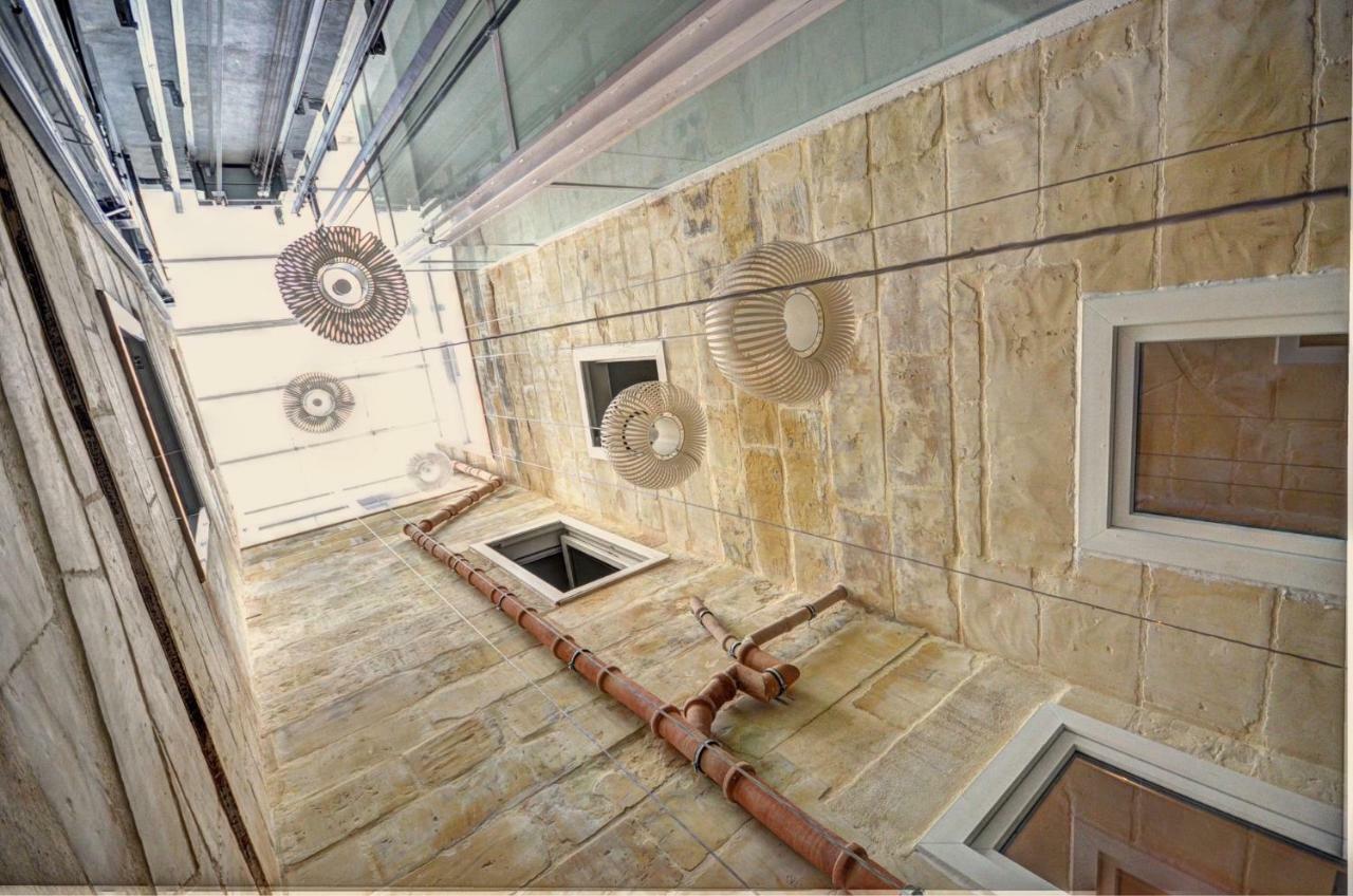 Moon Stone Apartment Valletta Ngoại thất bức ảnh